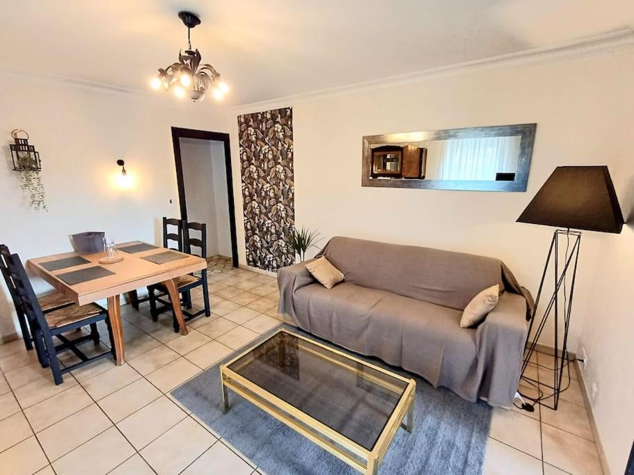 Maison De Village Avec Jardin Torpes  Exteriör bild